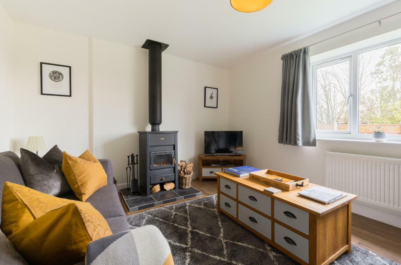 Villa The Hideaway à Stratford-upon-Avon Extérieur photo